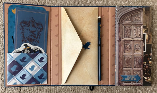 Harry Potter Ravenclaw Magic - Artifacts From the Wizarding World (Insight Editions, 2021)
