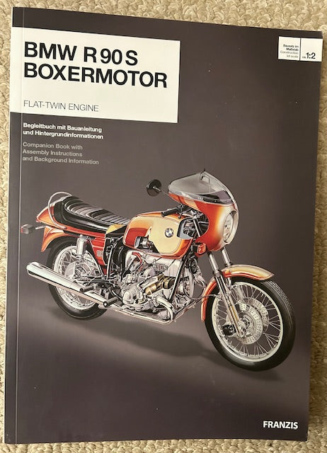 BMW R90S Boxermotor Flat-Twin Engine -  Begleitbuch mit Bauanleitung und Hintergrundinformationen/ Companion Book with Assembly Instructions and Background Information (OPB, Franzis, 2019)